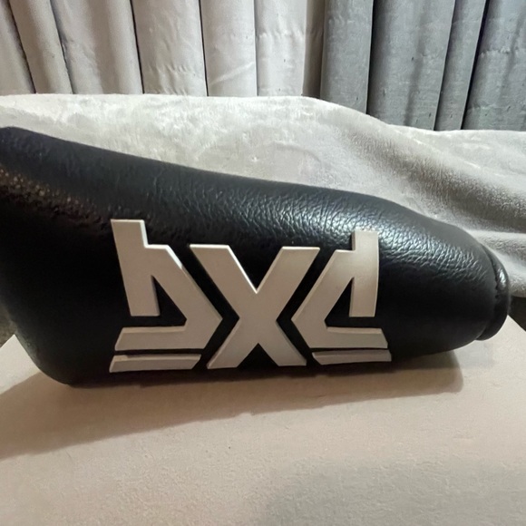 PXG Stars & Stripes Blade Headcover - Picture 6 of 6